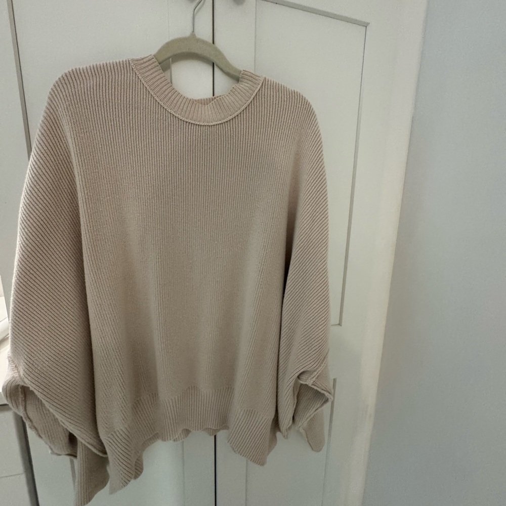 Free people easy street tunic/sweater size L tan